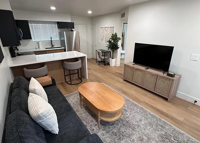 Arcadia Lite Unit 5 Quick Walk To Dining Apartment